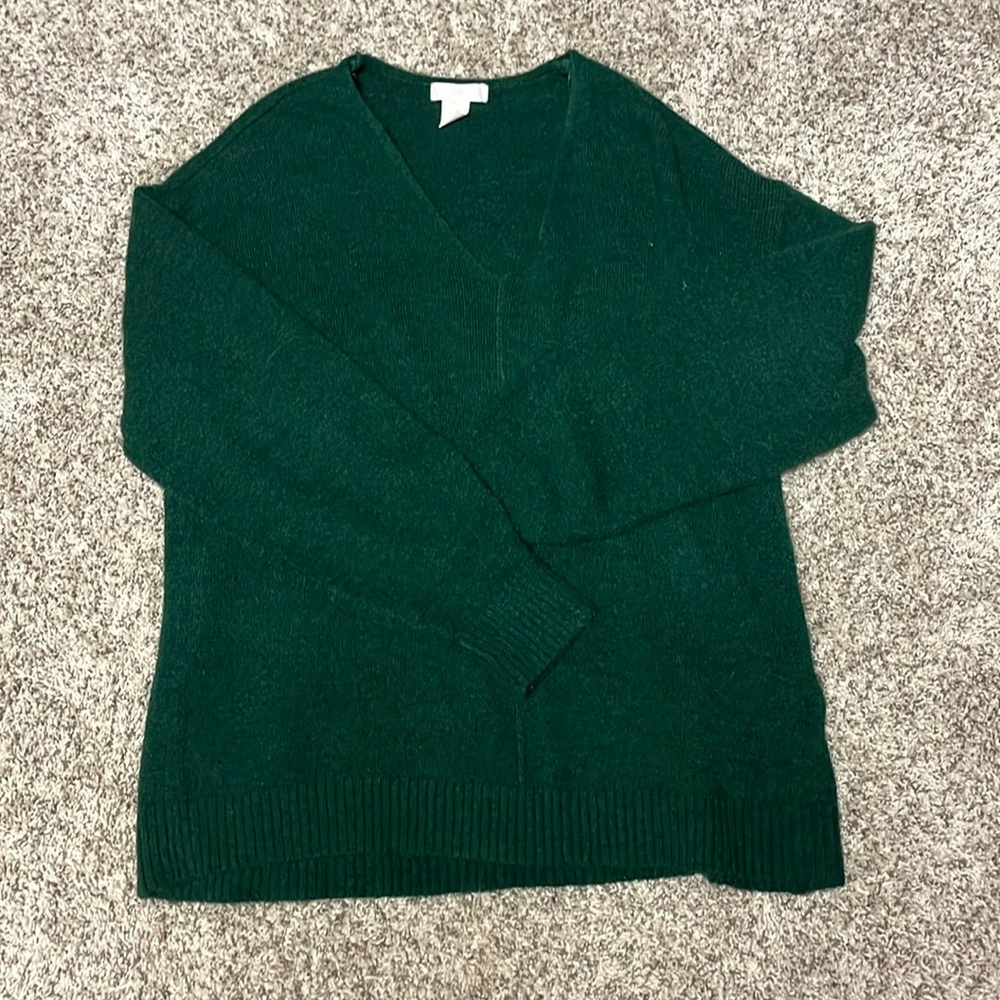 Hm green v neck sweater